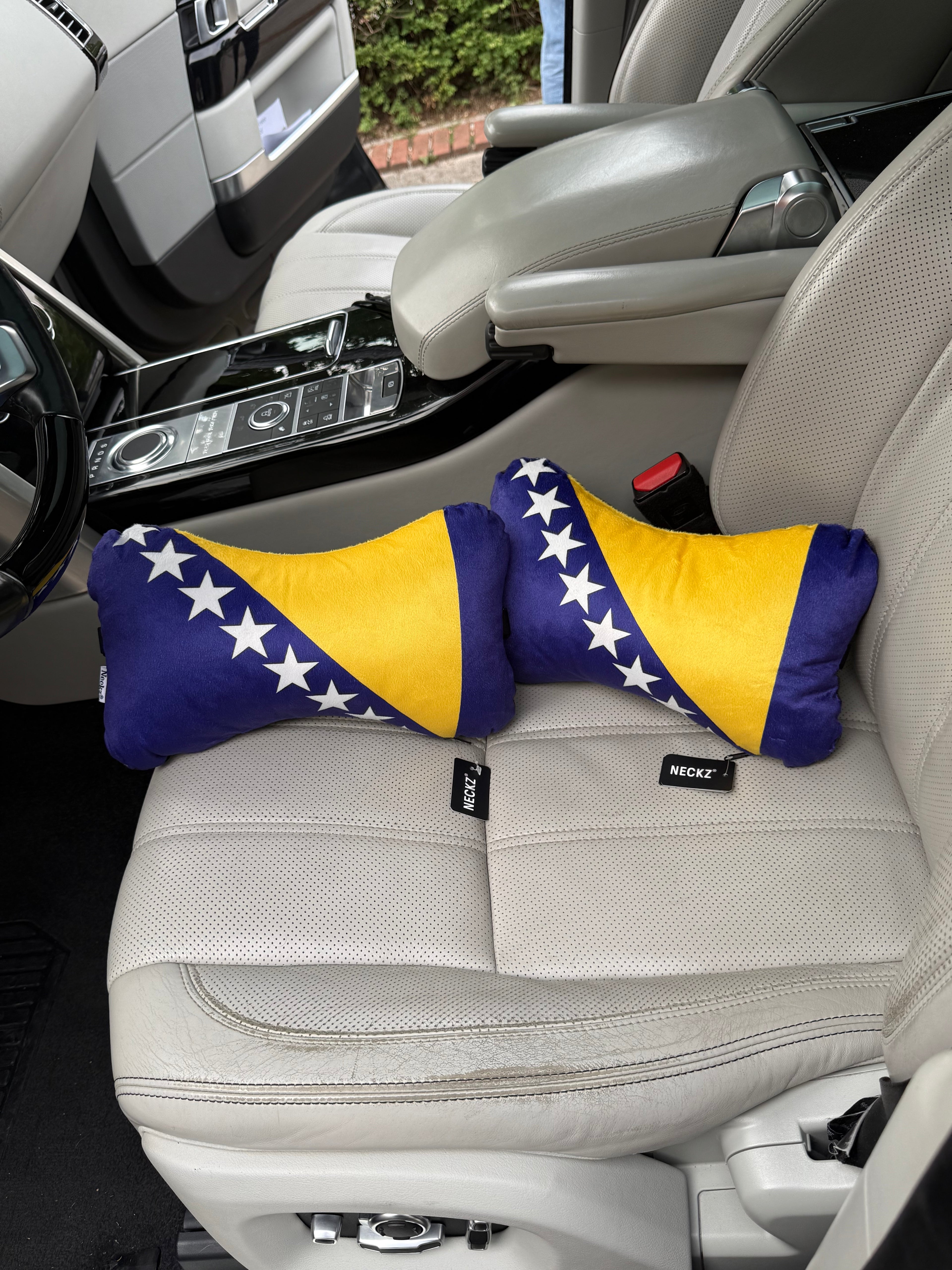 NECKZ Bosnien Autokissen