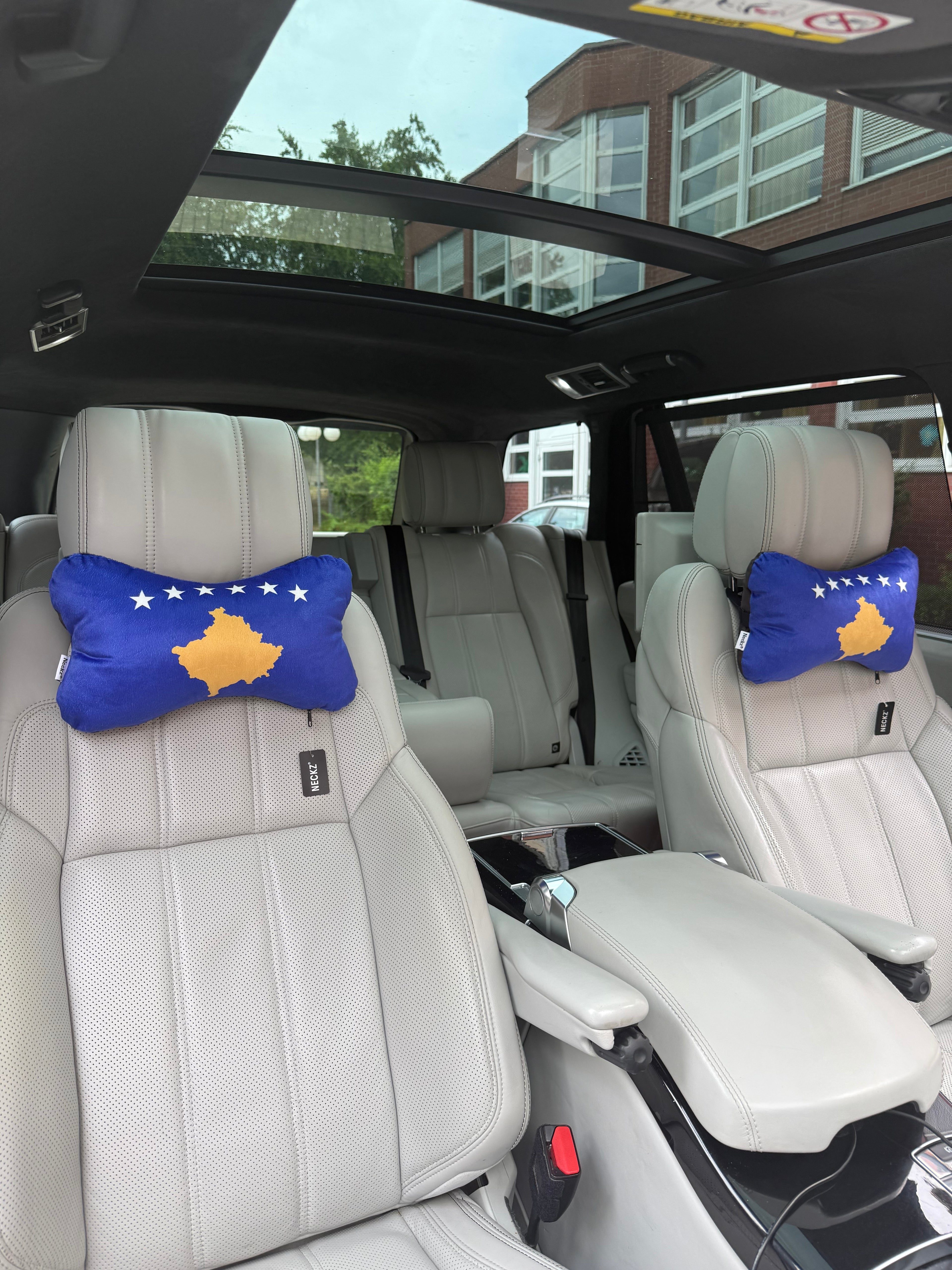 NECKZ Kosovo Autokissen