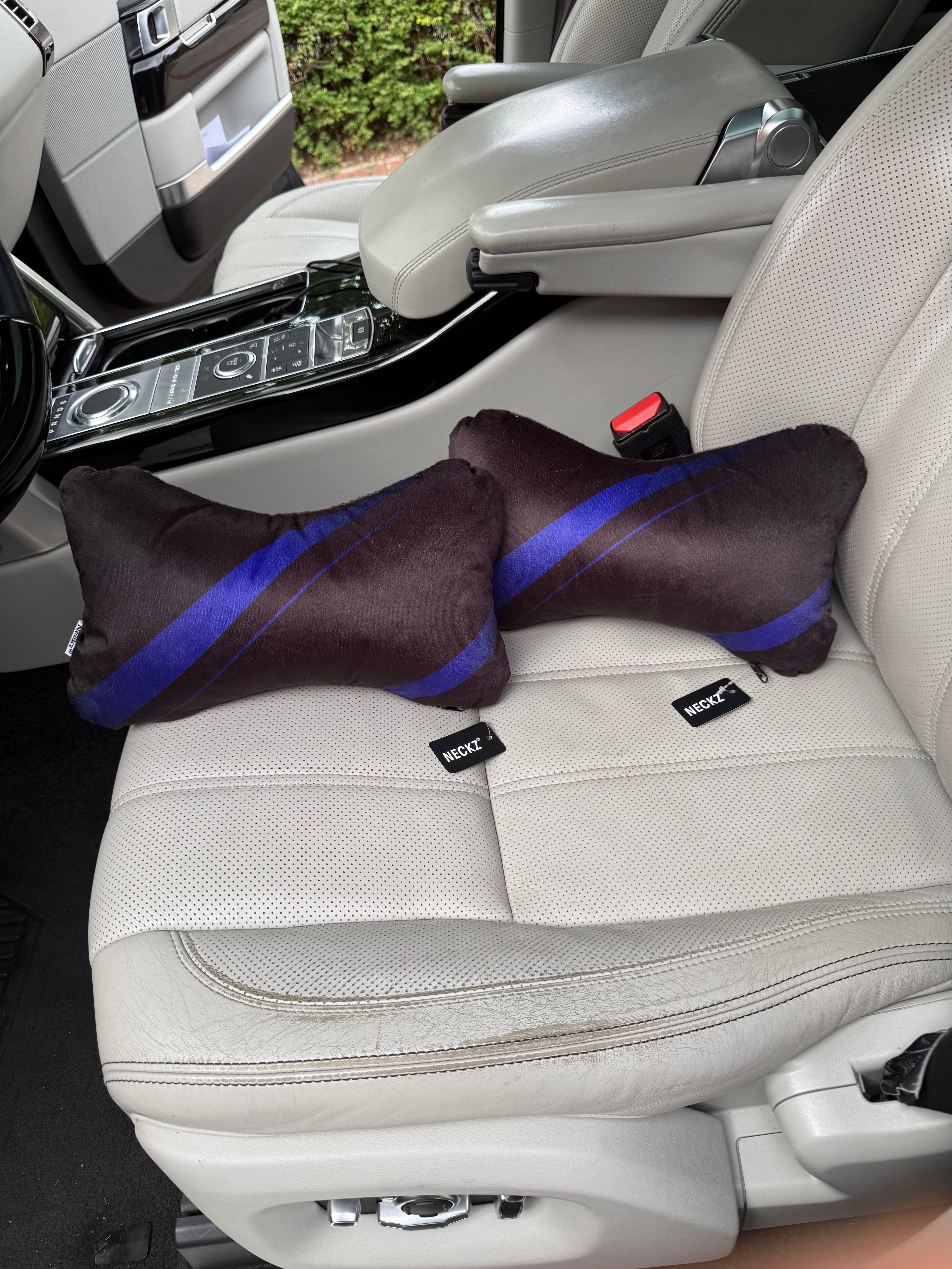 NECKZ Blue Autokissen