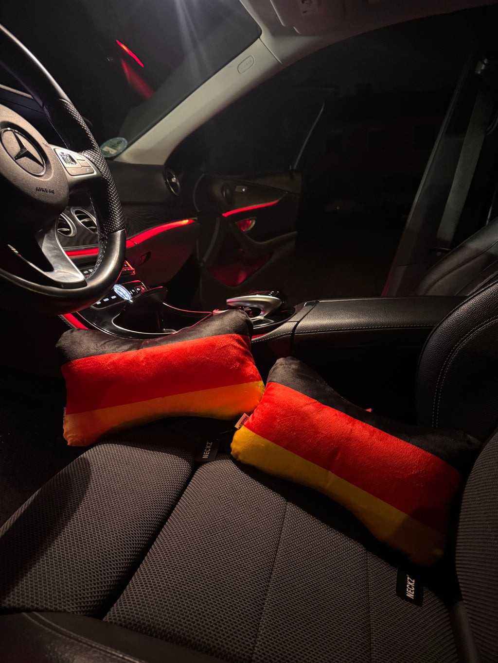 NECKZ Deutschland Autokissen