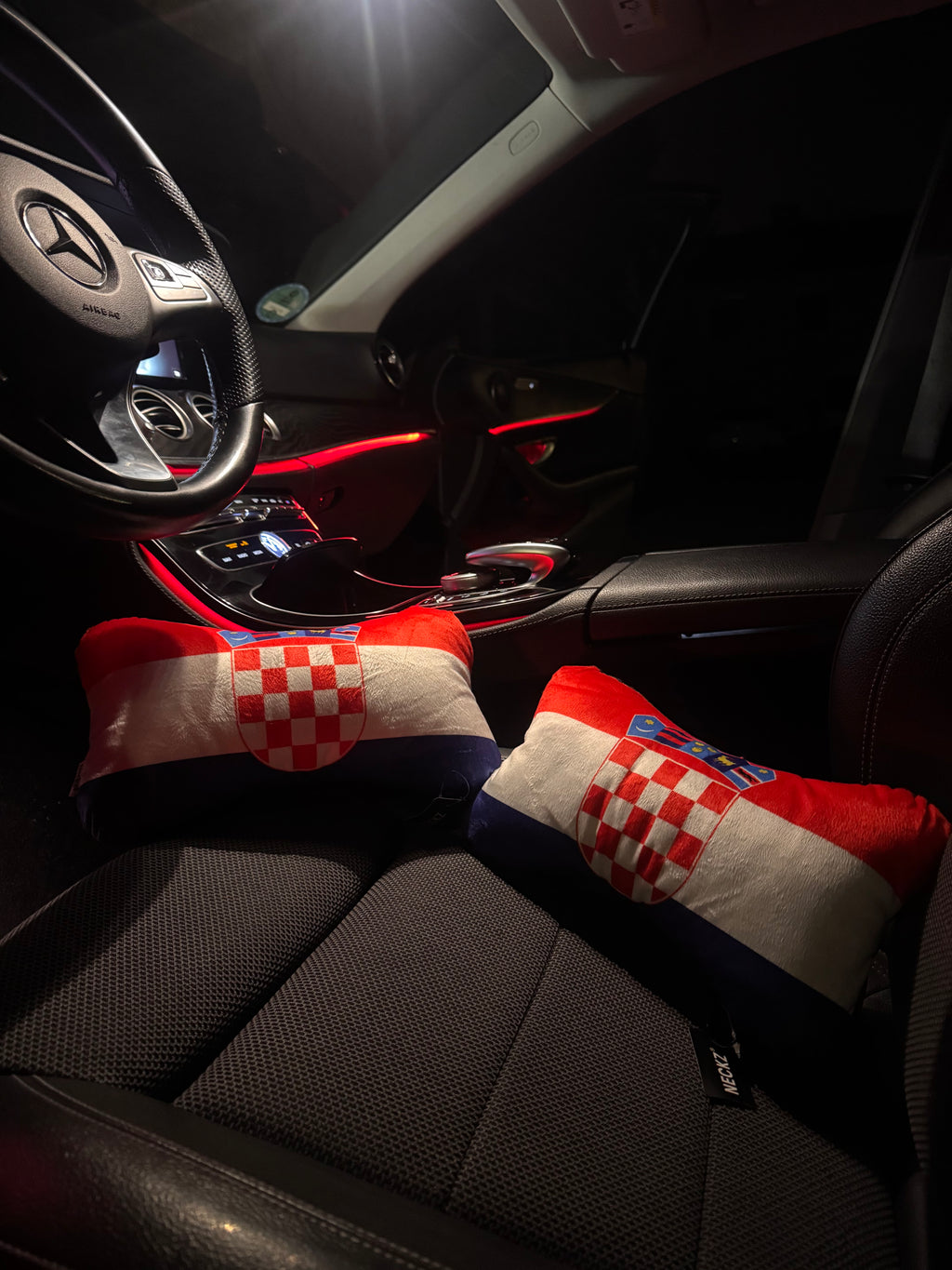 NECKZ Kroatien Autokissen