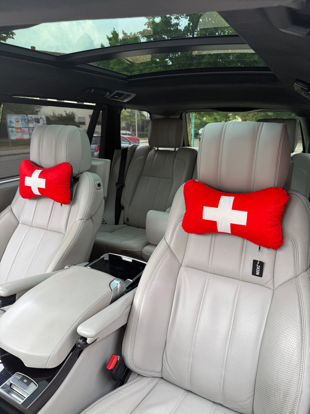 NECKZ Schweiz Autokissen