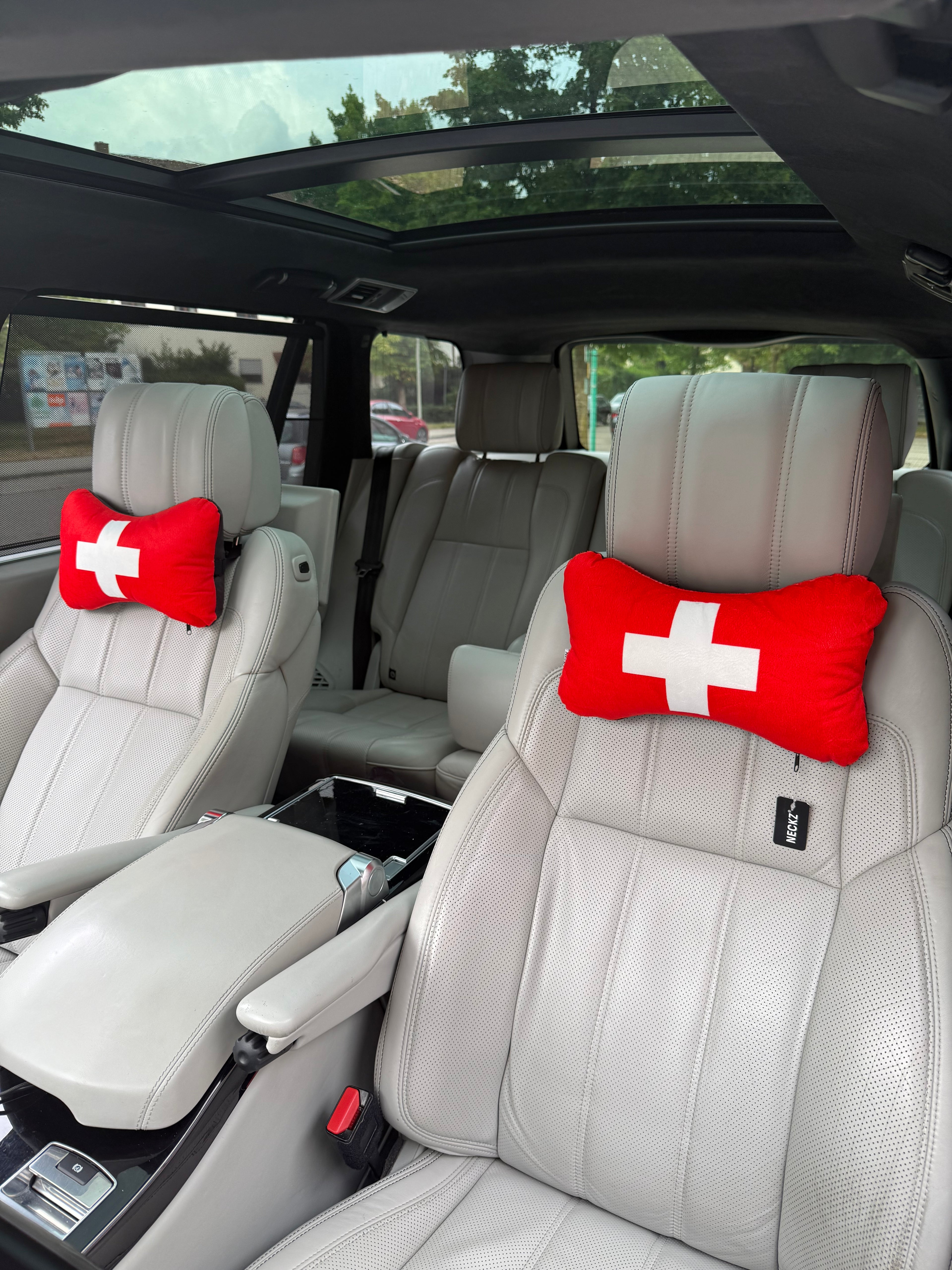 NECKZ Schweiz Autokissen
