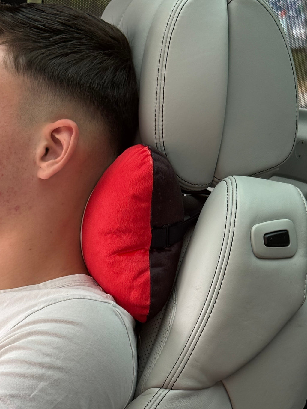 NECKZ Italien Autokissen