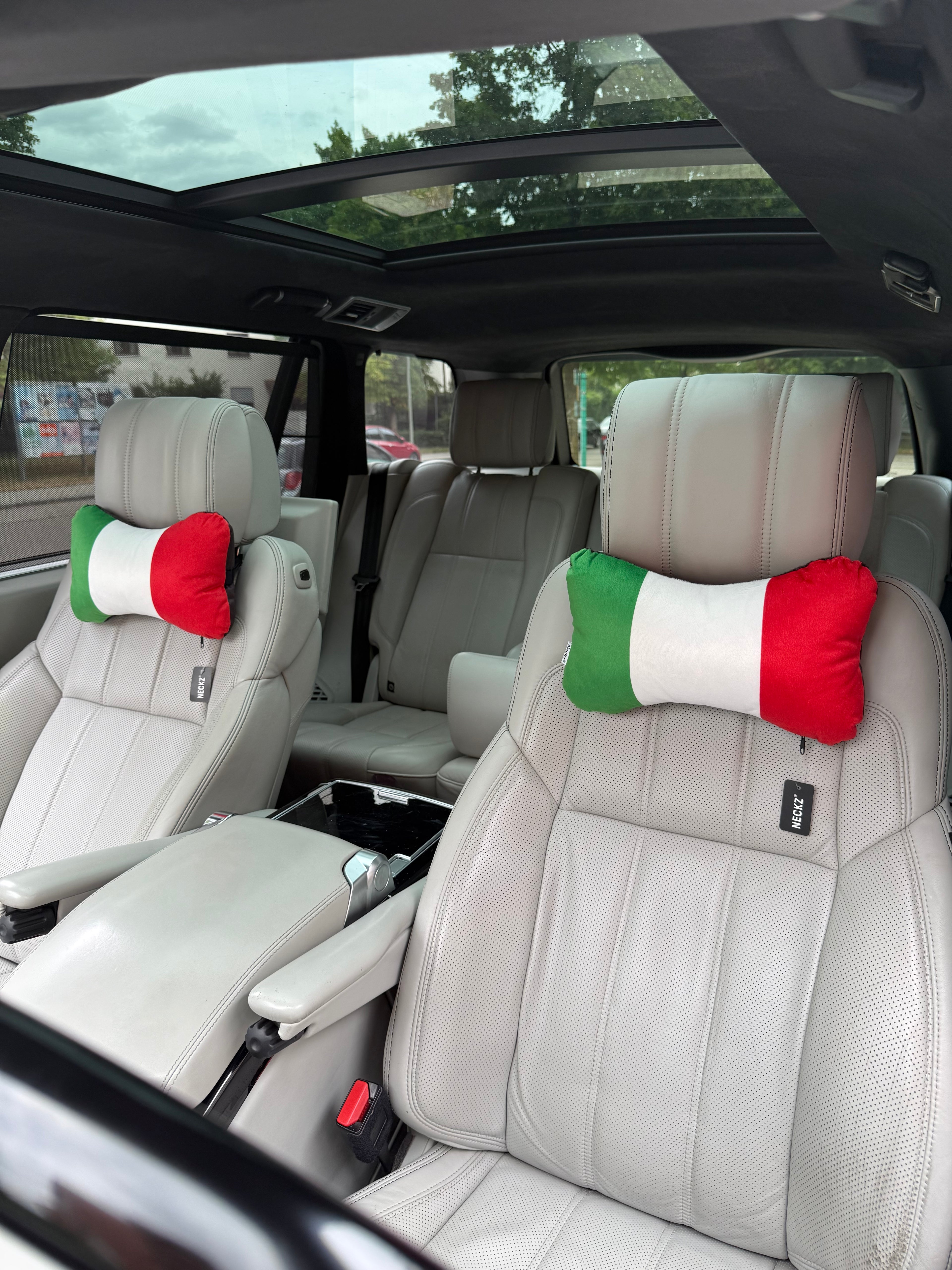 NECKZ Italien Autokissen
