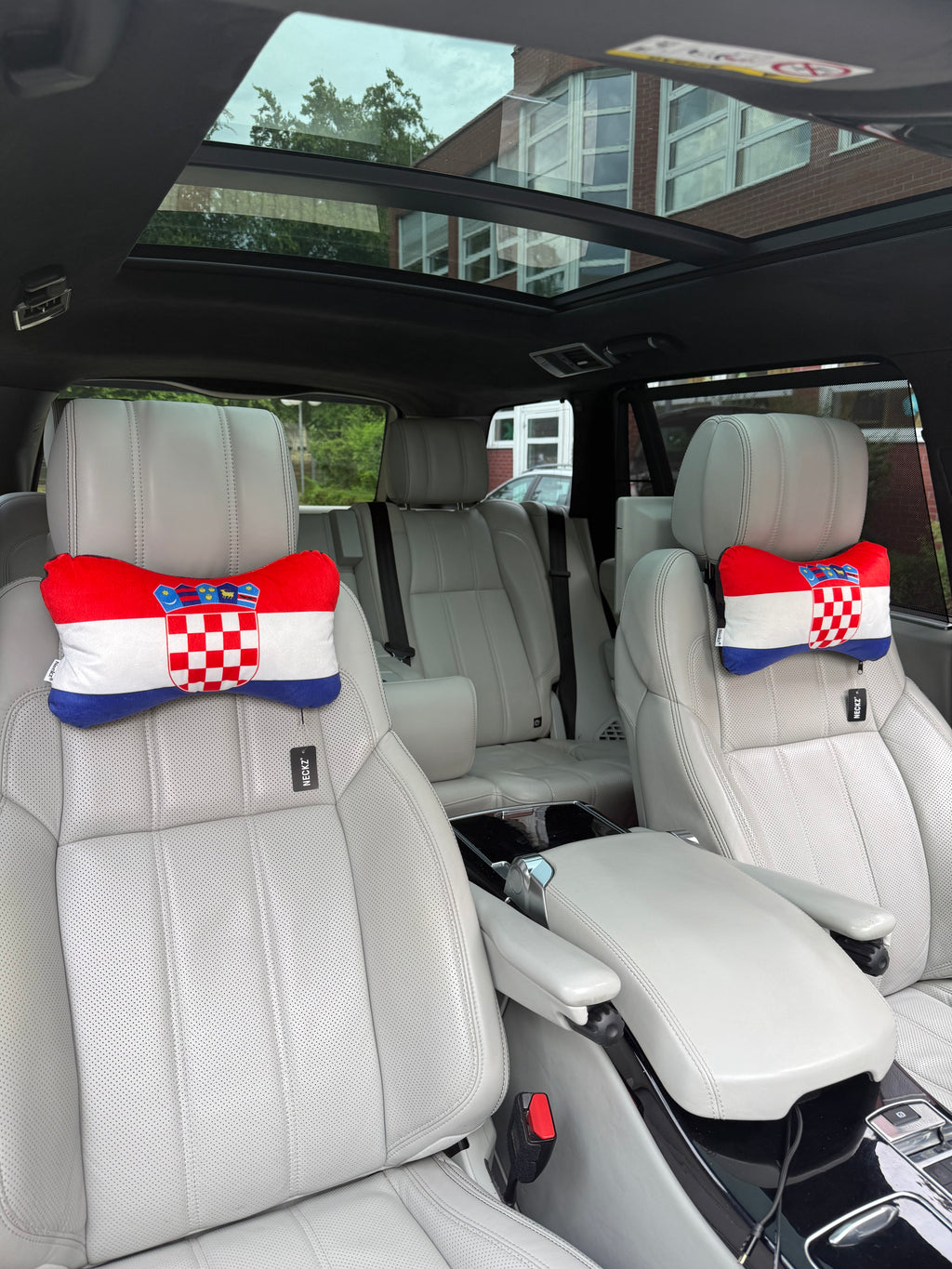NECKZ Kroatien Autokissen