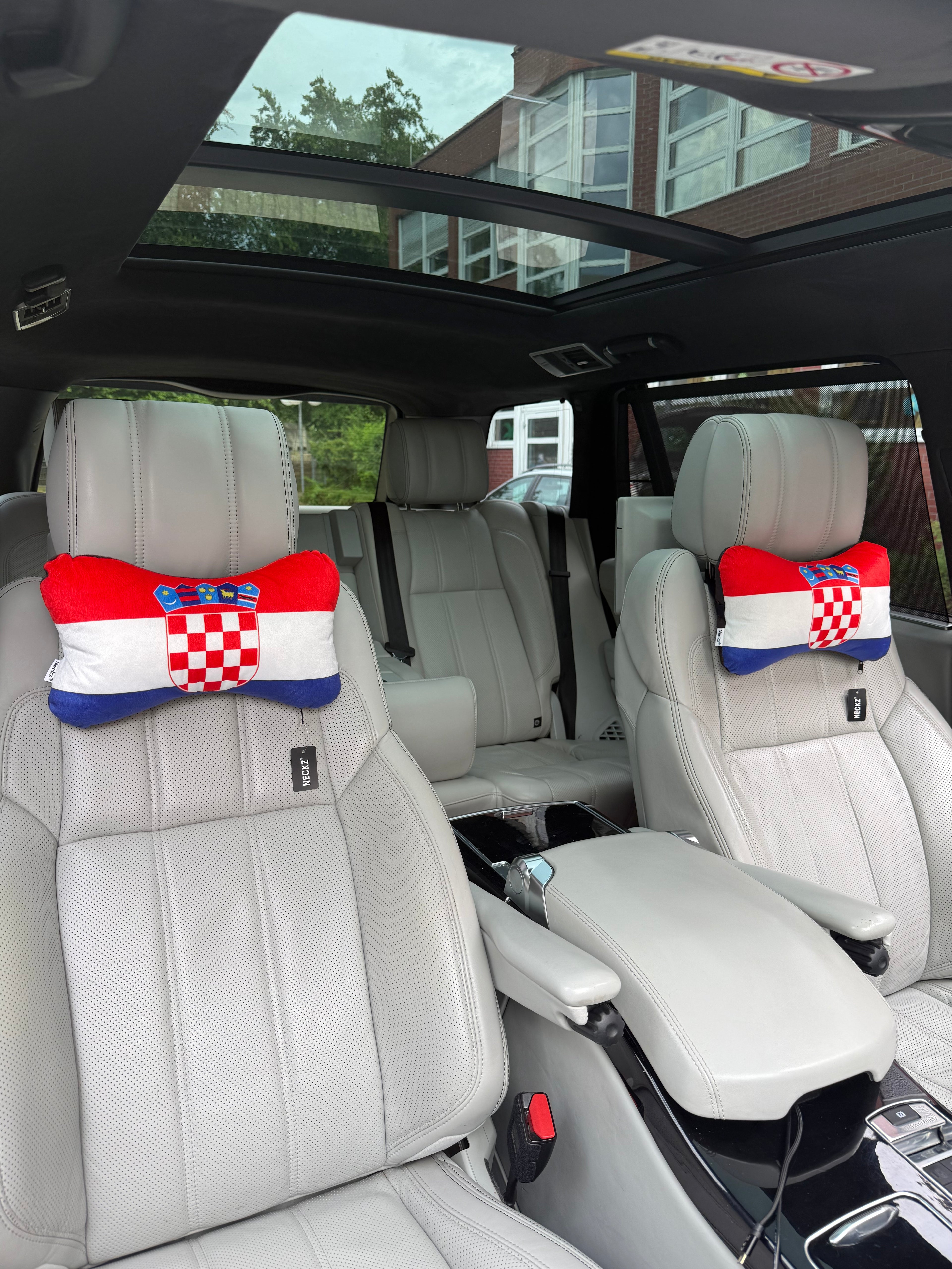NECKZ Kroatien Autokissen